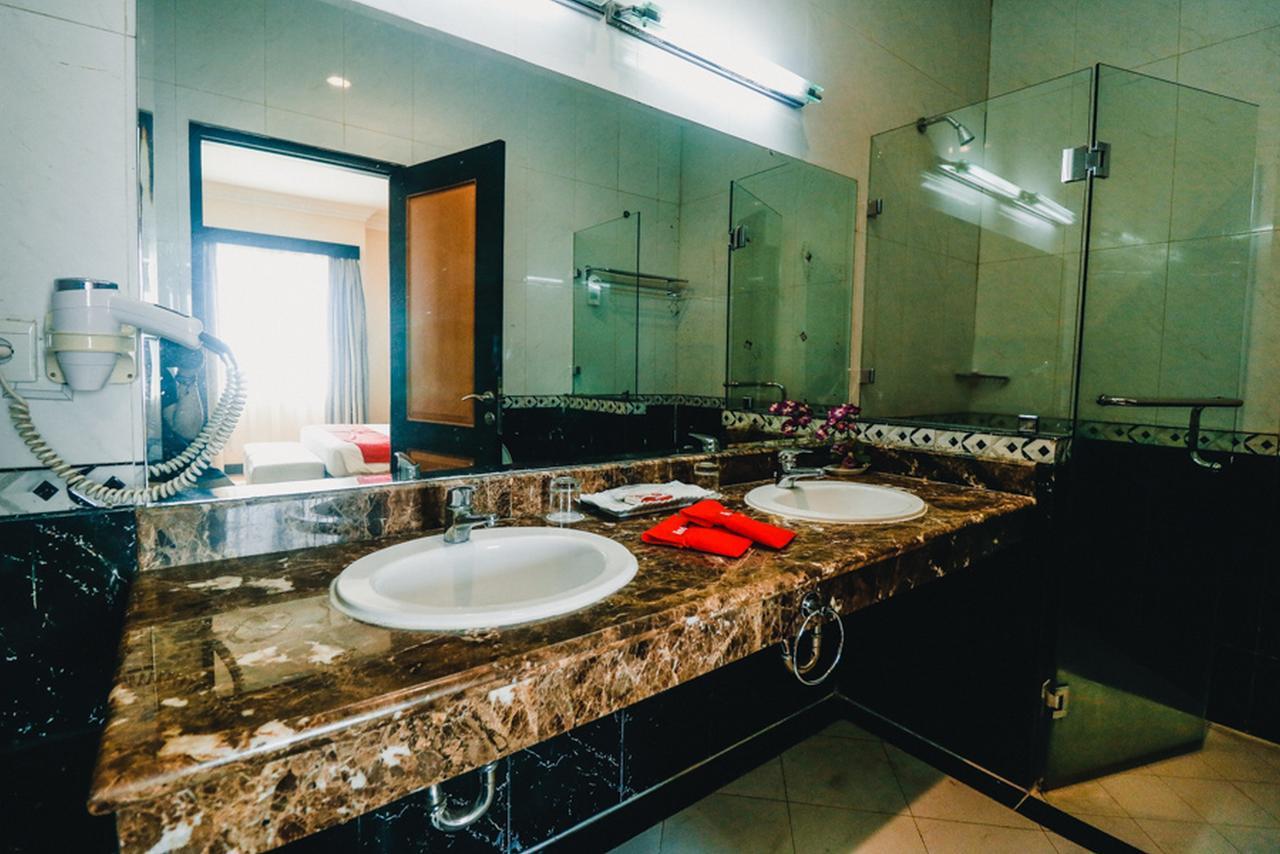 Hotel Reddoorz Premium @Jalan Jendral Sudirman Palembang Zewnętrze zdjęcie