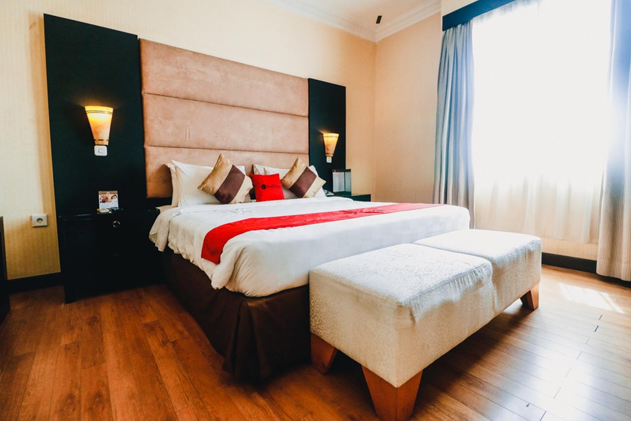 Hotel Reddoorz Premium @Jalan Jendral Sudirman Palembang Zewnętrze zdjęcie